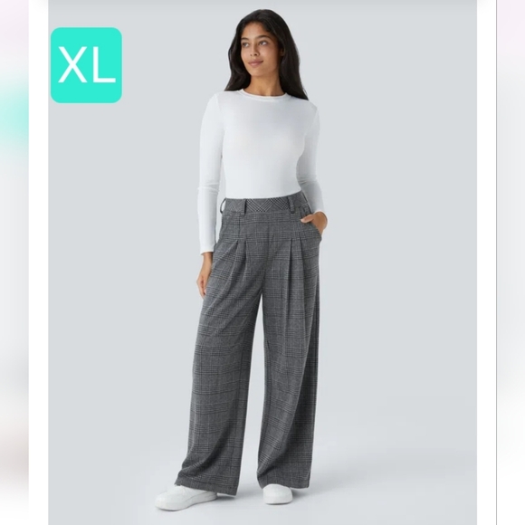 Halara Houndstooth Plaid Pants - Picture 4 of 5